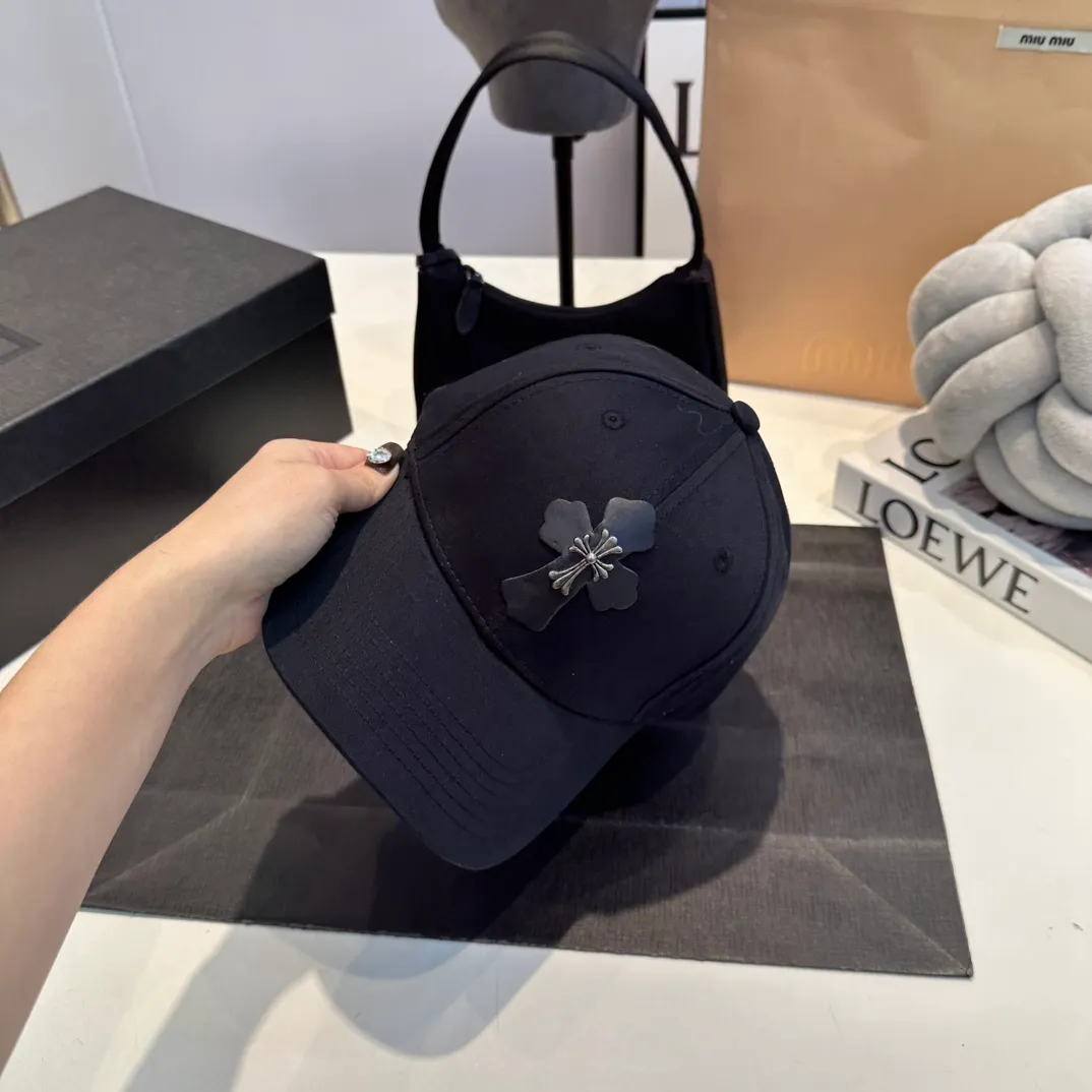 P56 Crow Heart baseball cap, retro peaked cap, head circumference 57.cm